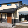 自然素材住宅：珪藻土と無垢材を使った太陽光発電のある家　浜松市南区 