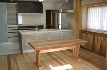 自然素材住宅のキッチン